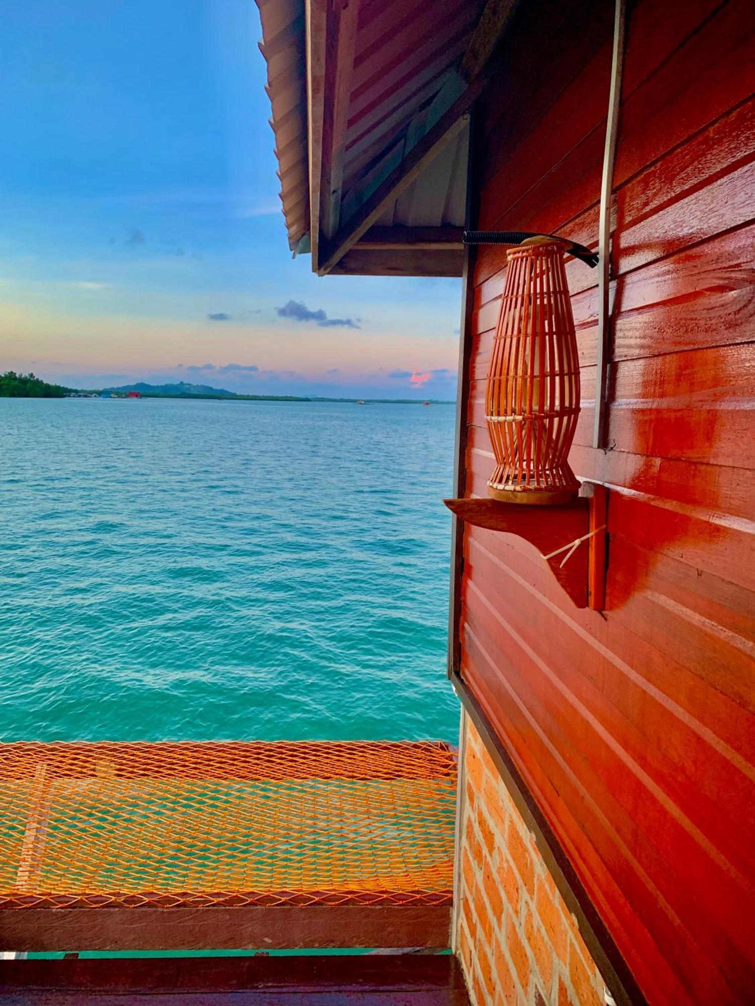 Parapat Water Village Resort Semporna Buitenkant foto