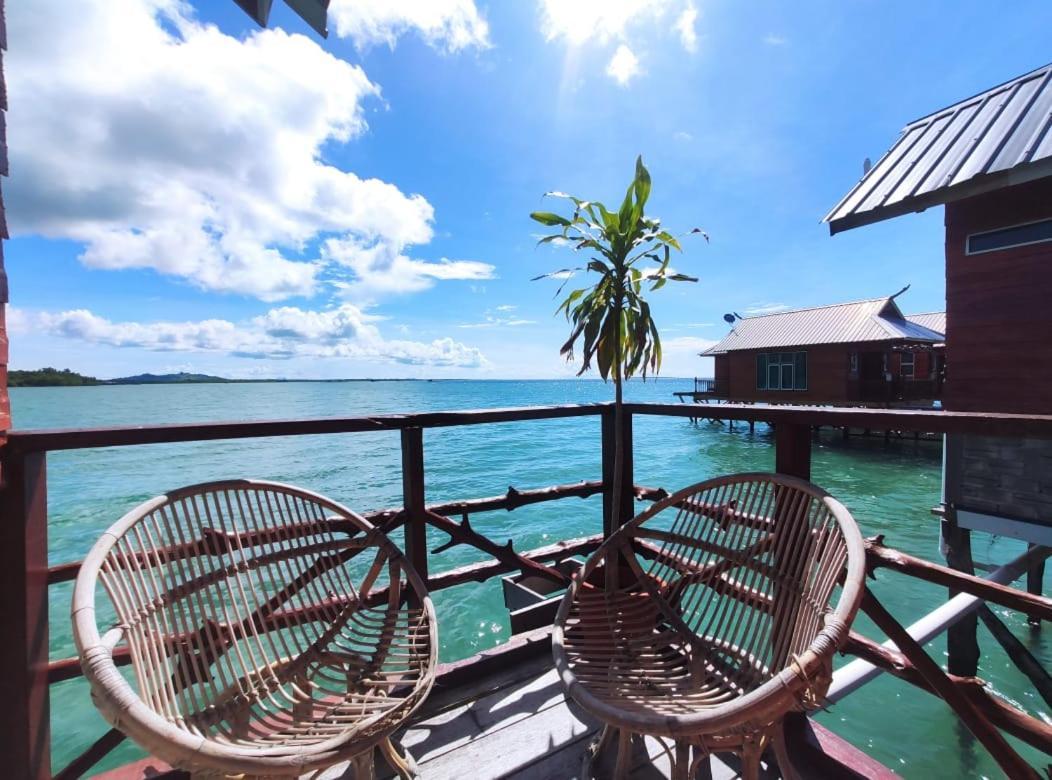 Parapat Water Village Resort Semporna Buitenkant foto